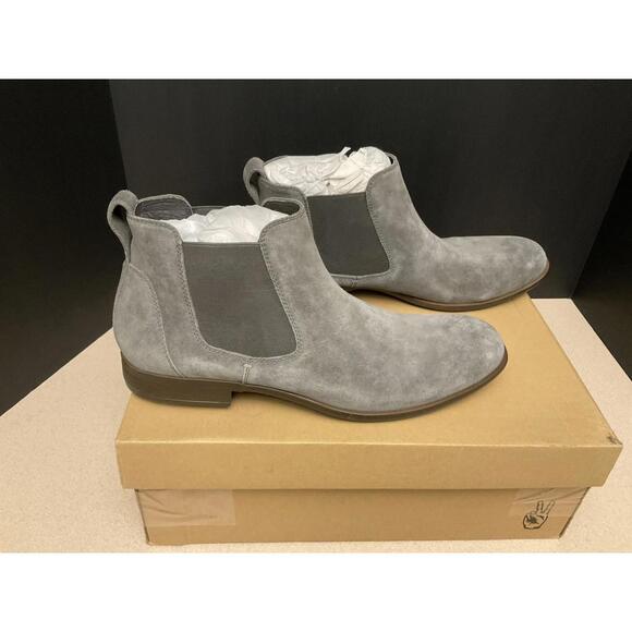 New! Mens John Varvatos Star S Low Coal Gray Suede Chelsea Boots. Size 10. Nice!